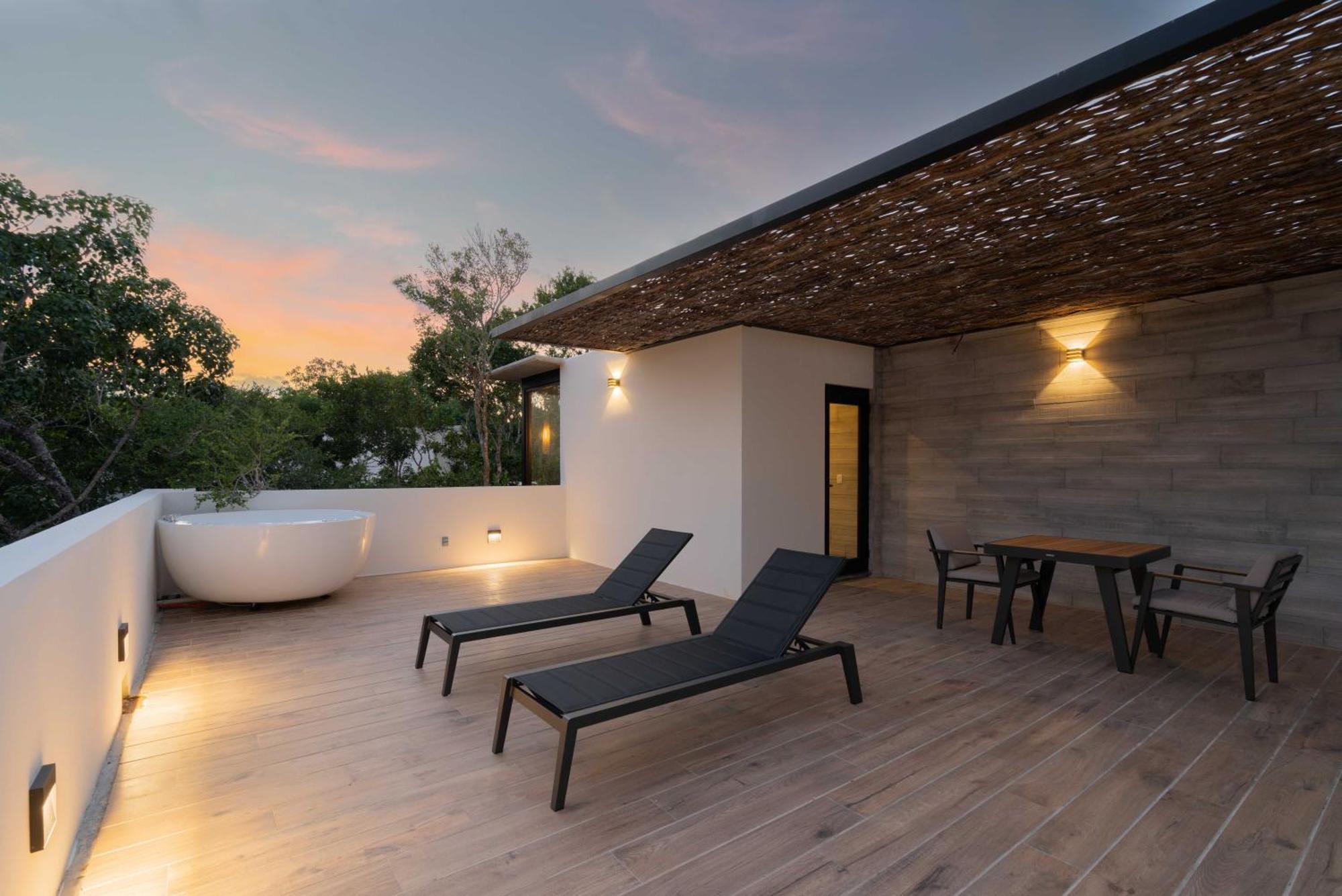 Twelve O'Clock - Luxury Villas ตูลุม ภายนอก รูปภาพ